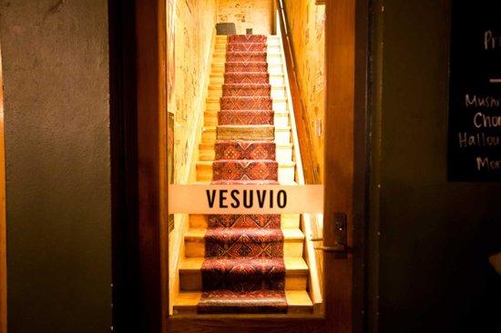 Vesuvio Jazz & Tapas Bar